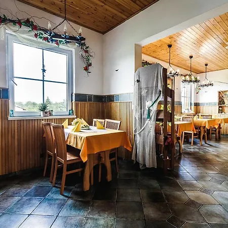 Rybí Dům Hotel Chotebuz
